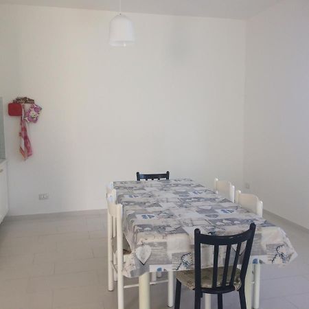 Apartamento A Casa Di Nonna Luciana - Trilocale Con Giardino Ceriale Exterior foto